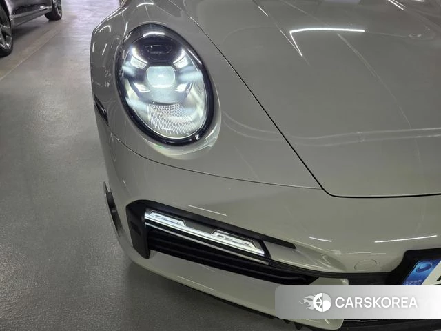 Porsche 911(992) id 4248966 из Кореи 10