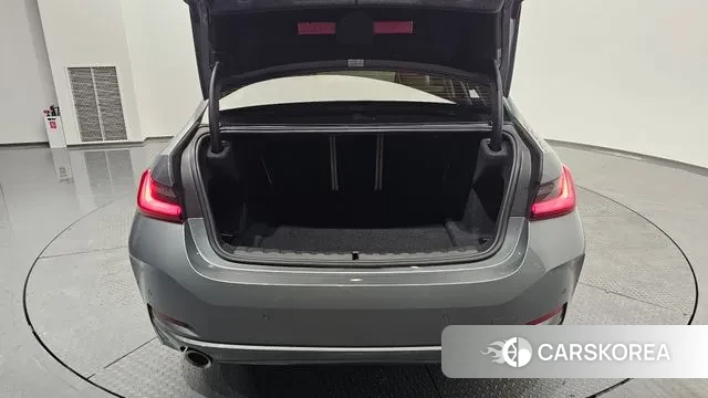 BMW 3 Series (G20) id 3634622 из Кореи 10