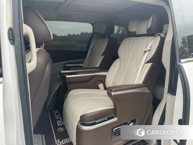 Buick GL8 id 3889961 из Китая 10