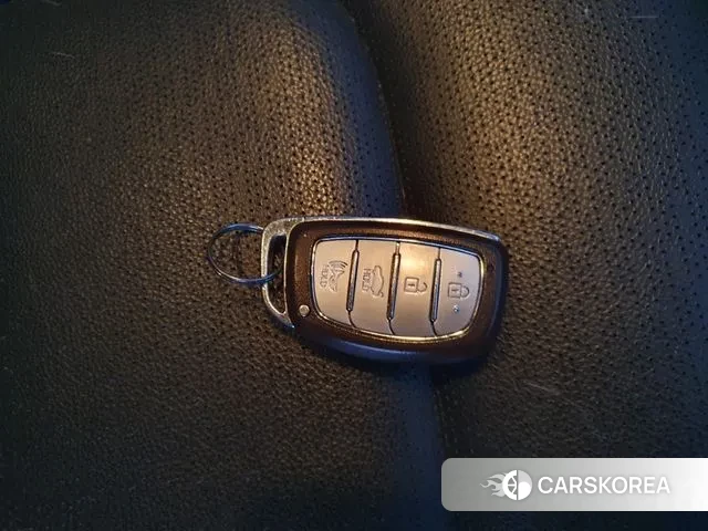 Hyundai The New Avante AD id 3391474 из Кореи 10