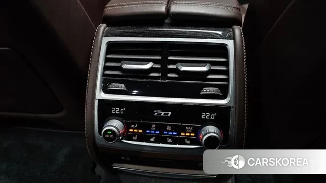 BMW 7 Series (G11) id 3375265 из Кореи 10