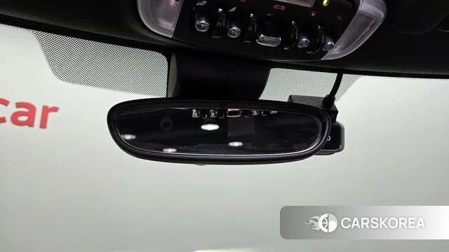 Mini Cooper Convertible id 3472981 из Кореи 10