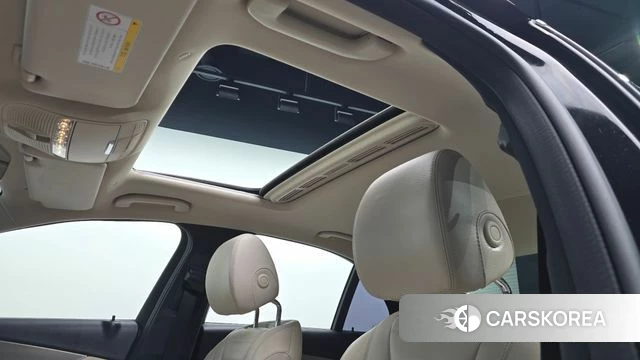 Mercedes-Benz E-Class W213 id 4708934 из Кореи 10