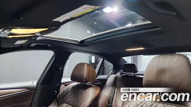 BMW 5 Series (G30) id 2887220 из Кореи 10