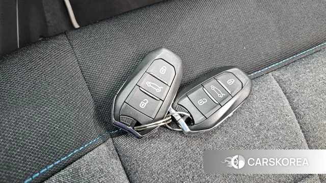 Citroen / DS C4 Cactus id 4507736 из Кореи 10