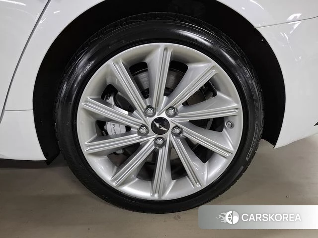 Genesis The New G70 id 4279749 из Кореи 10