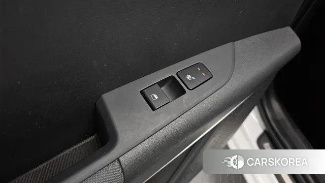 Kia Di Ol Nu Niro id 3707471 из Кореи 10