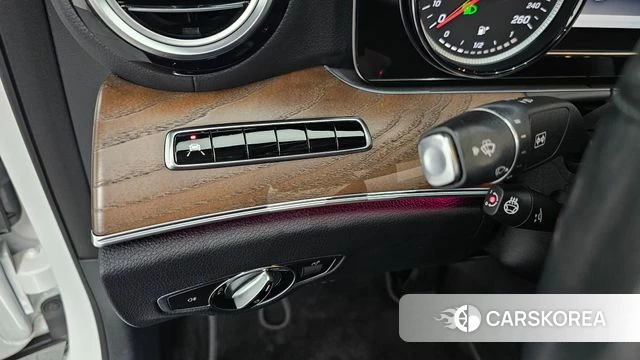 Mercedes-Benz E-Class W213 id 4502258 из Кореи 10