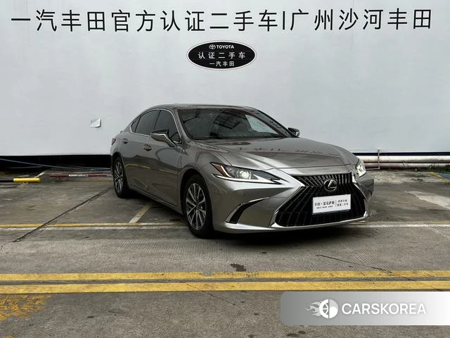 Lexus ES id 4279402 из Китая 10