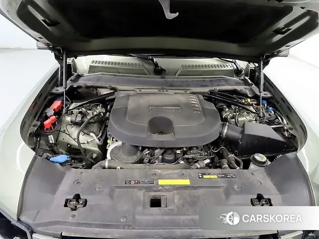 Land Rover Defender (L663) id 2931263 из Кореи 10