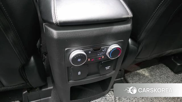 Ford Explorer 6th Generation id 3840192 из Кореи 10