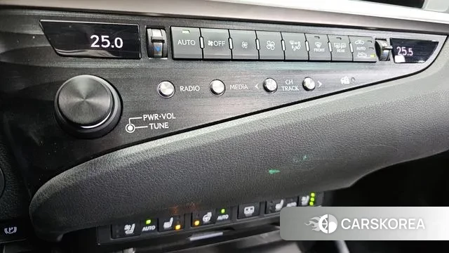 Lexus ES300h 7th generation id 3636593 из Кореи 10