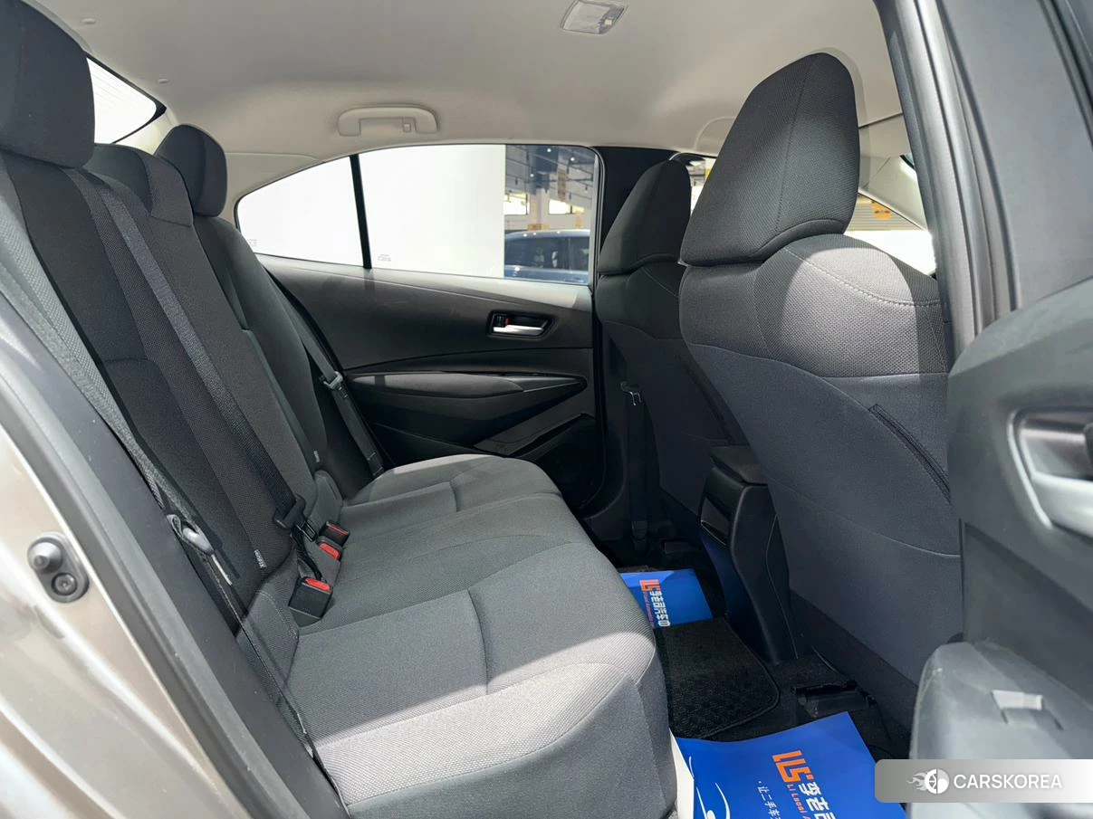 Toyota Corolla id 4452071 из Китая 10