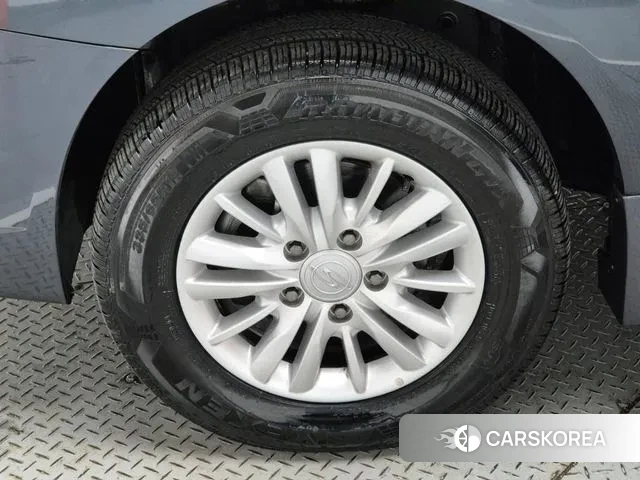 Ssangyong Korando Turismo id 3709353 из Кореи 10