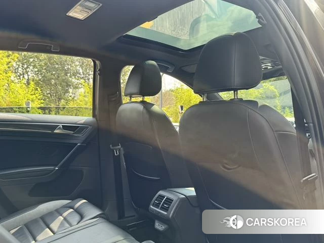 Volkswagen Golf id 4261880 из Китая 10