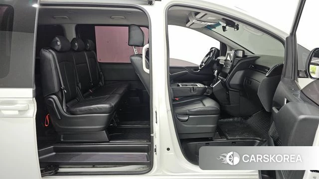 Hyundai Staria id 4308400 из Кореи 10
