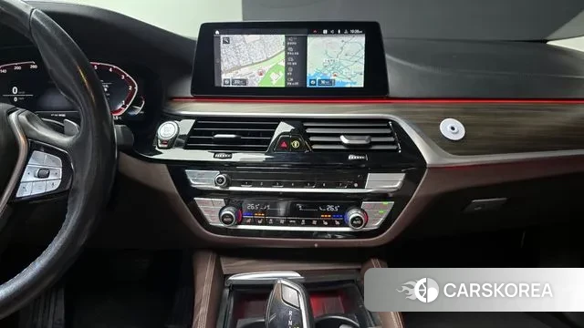 BMW 5 Series (G30) id 3428534 из Кореи 10