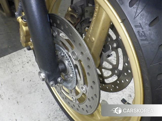 Honda CB400SF ABS id 3949739 из Японии 10