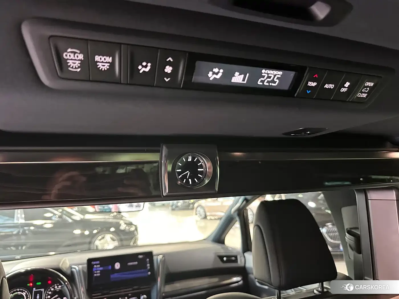Lexus LM id 4570451 из Китая 10