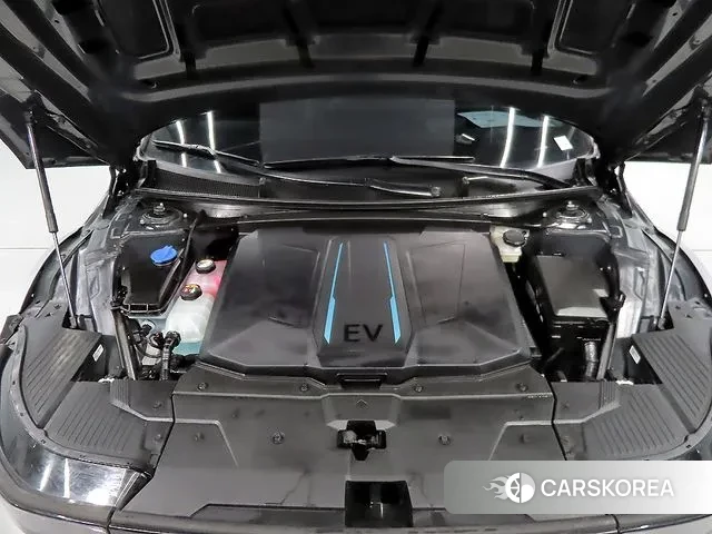 Hyundai Ionic 5 id 3759231 из Кореи 10