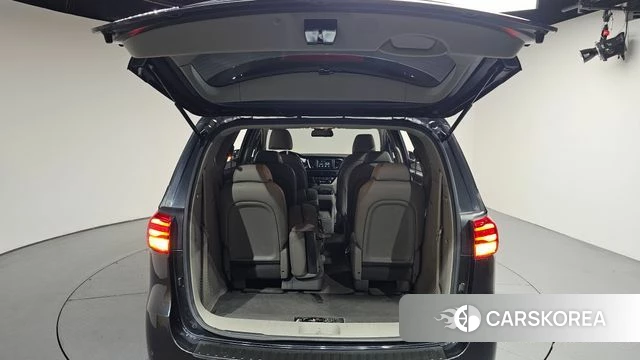 Kia The New Carnival id 4385042 из Кореи 10