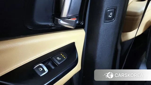 Kia Carnival 4th generation id 3562010 из Кореи 10