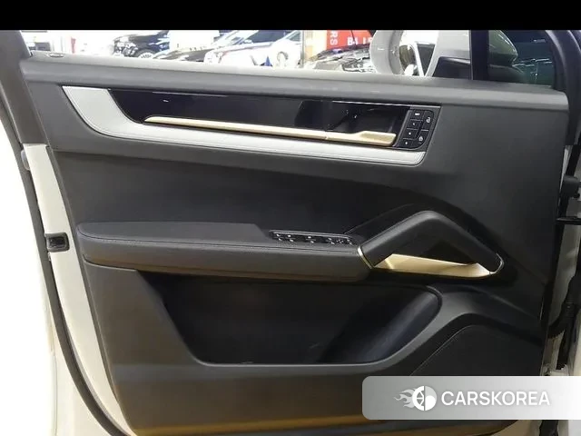 Porsche Cayenne (PO536) id 3549992 из Кореи 10