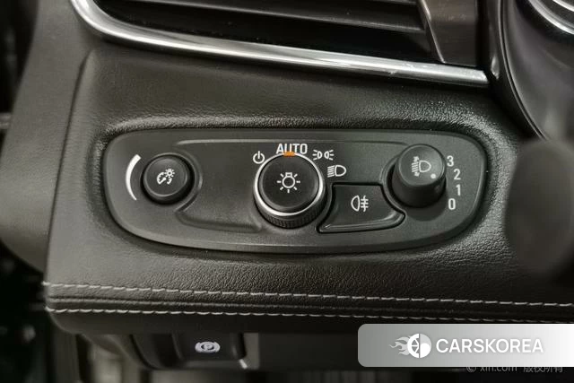 Buick Lacrosse id 4212491 из Китая 10