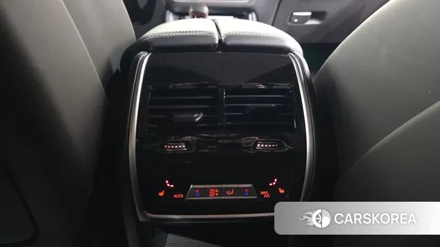 BMW XM (G09) id 3472352 из Кореи 10