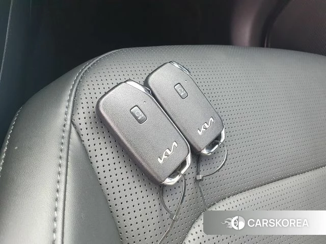 Kia Di Ol Nu Niro id 4400669 из Кореи 10