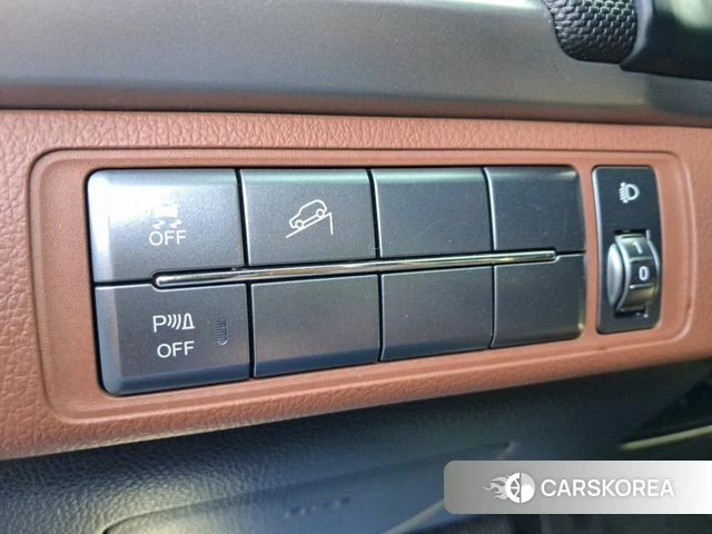 Ssangyong Rexton Sports id 4672735 из Кореи 10