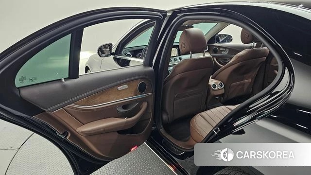 Mercedes-Benz E-Class W213 id 4581554 из Кореи 10
