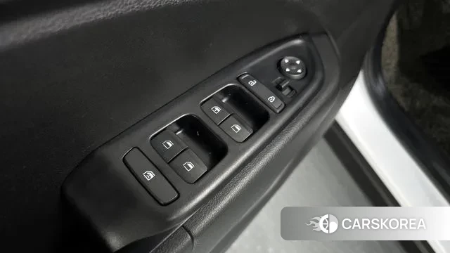 Hyundai Venue id 3402775 из Кореи 10