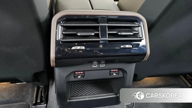 BMW 5 Series (G60) id 4695653 из Кореи 10