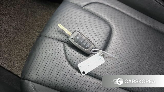 Hyundai Avante (CN7) id 4376285 из Кореи 10