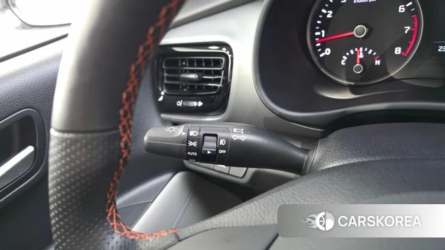 Kia Stonic id 4765163 из Кореи 10