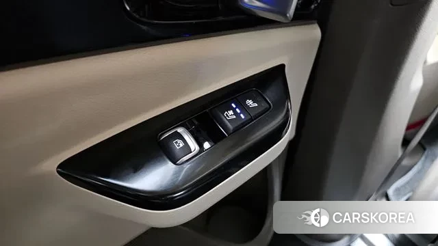 Kia Carnival 4th generation id 3305562 из Кореи 10