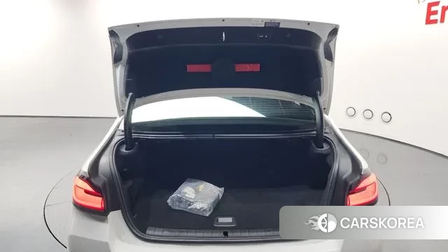 BMW 5 Series (G30) id 3508809 из Кореи 10