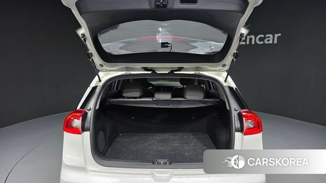 Kia Niro id 4760230 из Кореи 10