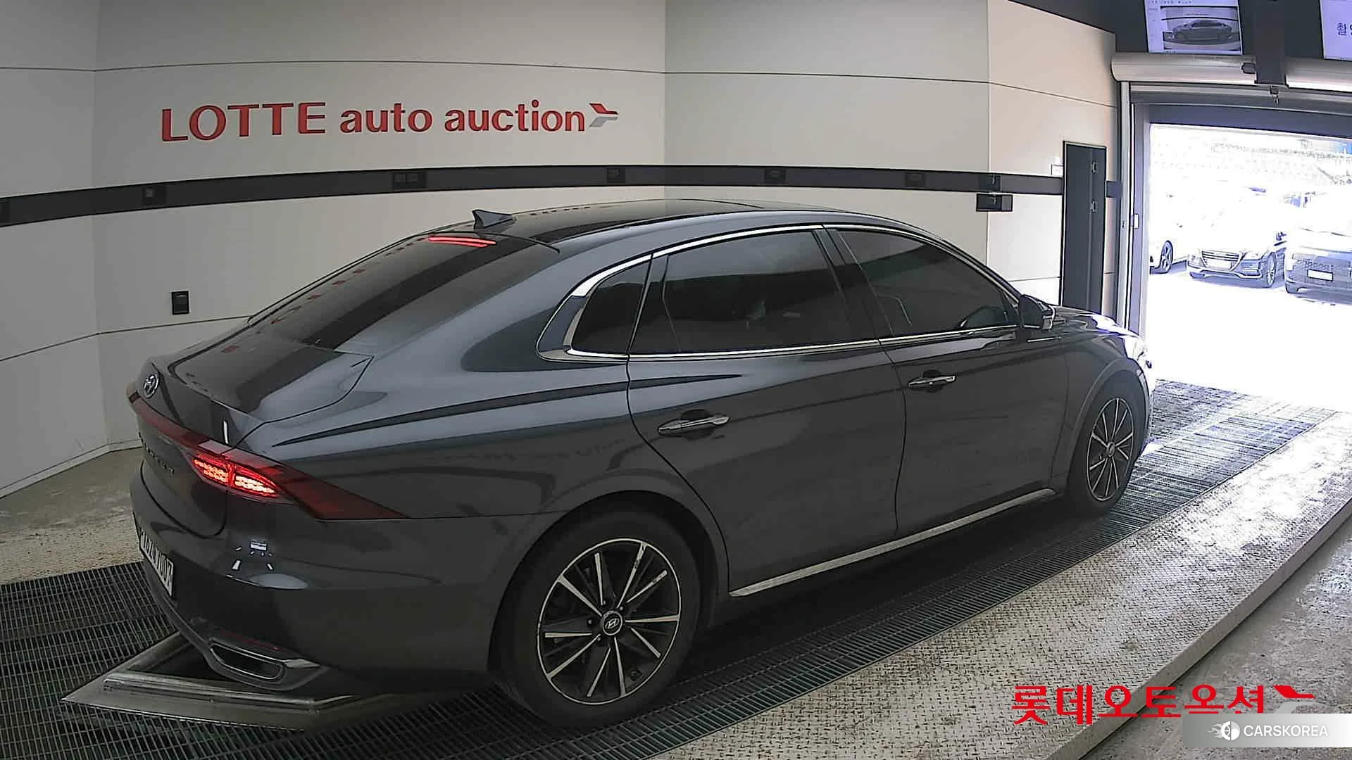 Hyundai Grandeur id 4289422 из Кореи 10