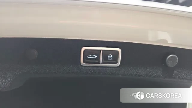 Hyundai Grandeur Hybrid (GN7) id 3394146 из Кореи 10