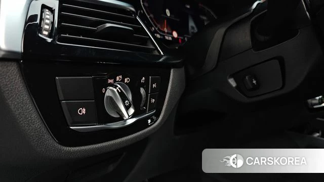 BMW 6 Series GT (G32) id 4645490 из Кореи 10