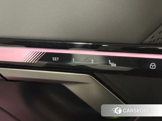 BMW 5 Series (G60) id 3739183 из Кореи 10