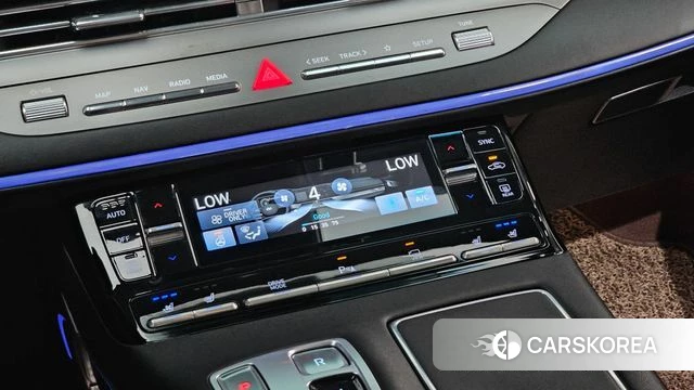 Hyundai The New Grandeur IG Hybrid id 4550302 из Кореи 10