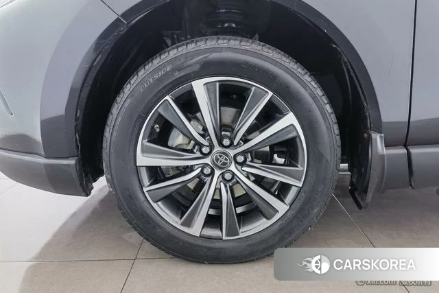 Toyota Ling Fang HARRIER id 4258254 из Китая 10