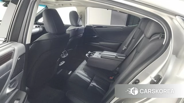 Lexus ES300h 7th generation id 3910832 из Кореи 10