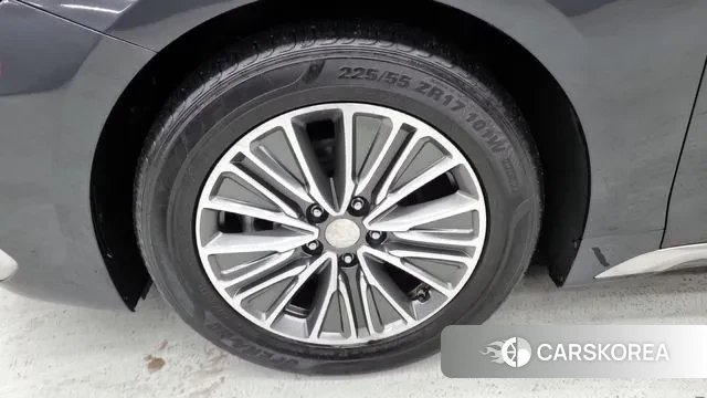 Hyundai Grandeur IG Hybrid id 3677550 из Кореи 10