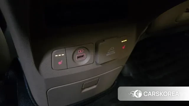 Kia The New Carnival id 3536037 из Кореи 10