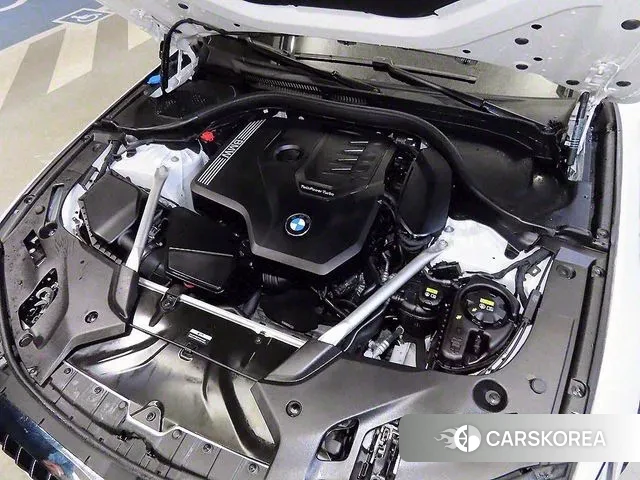 BMW 5 Series (G30) id 2997717 из Кореи 10