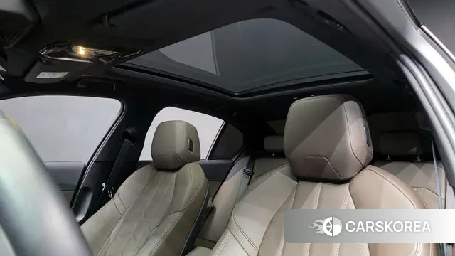 BMW 5 Series (G60) id 3614563 из Кореи 10